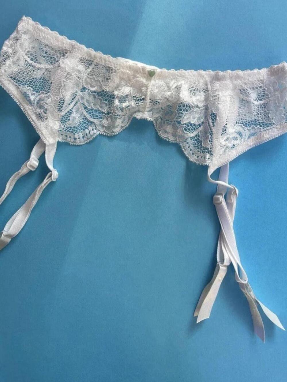 Fortuna Clo‎ Intimo Azaleas NYC Lace Garter Belt- White M/L